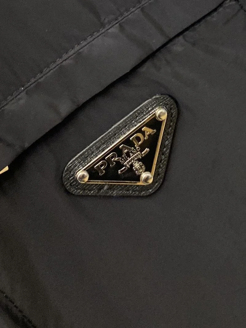 Prada Vest Functional 168343