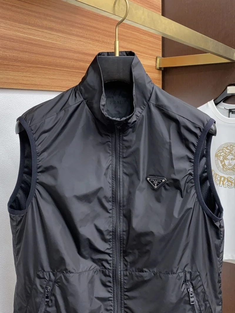Prada Vest Practical 168380