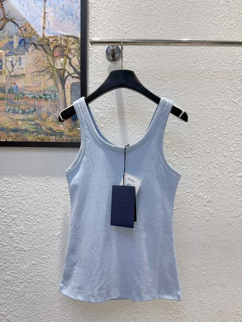 Practical Prada Vest 166297