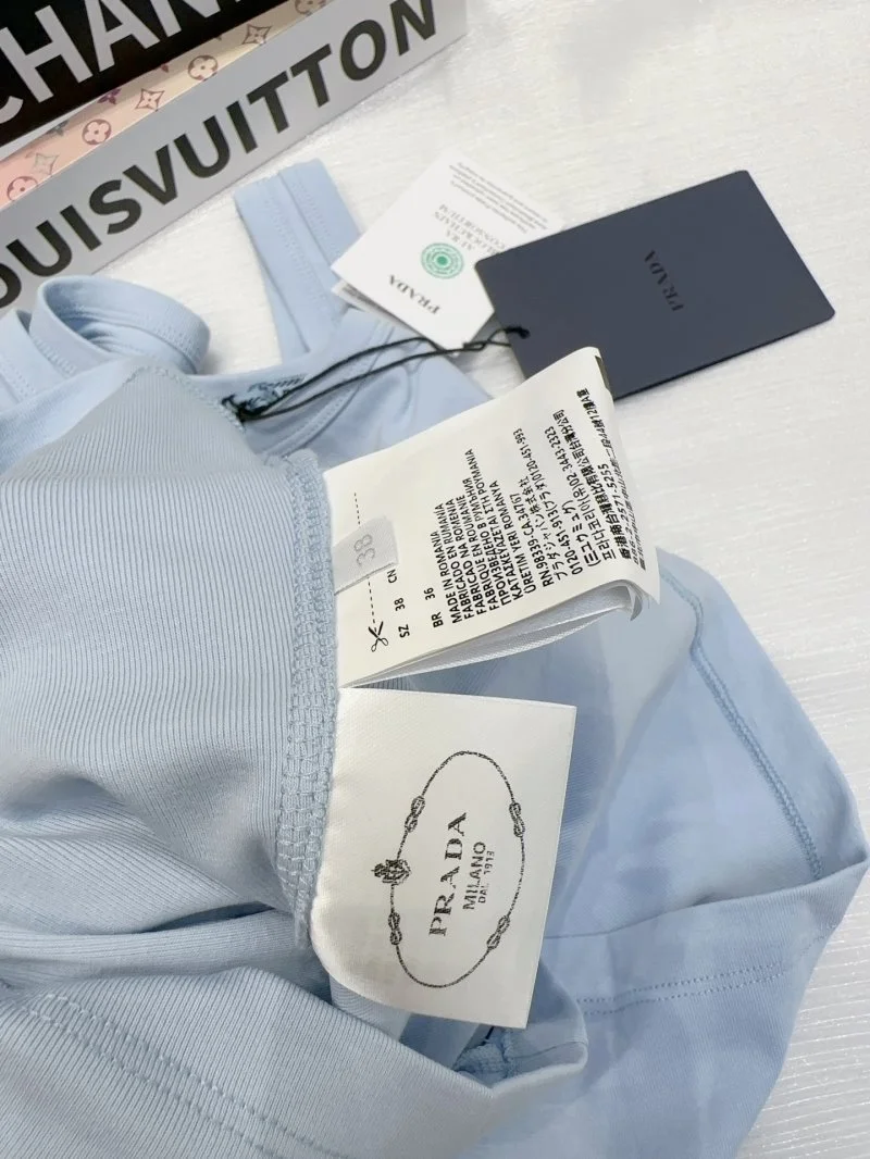 Practical Prada Vest 166297