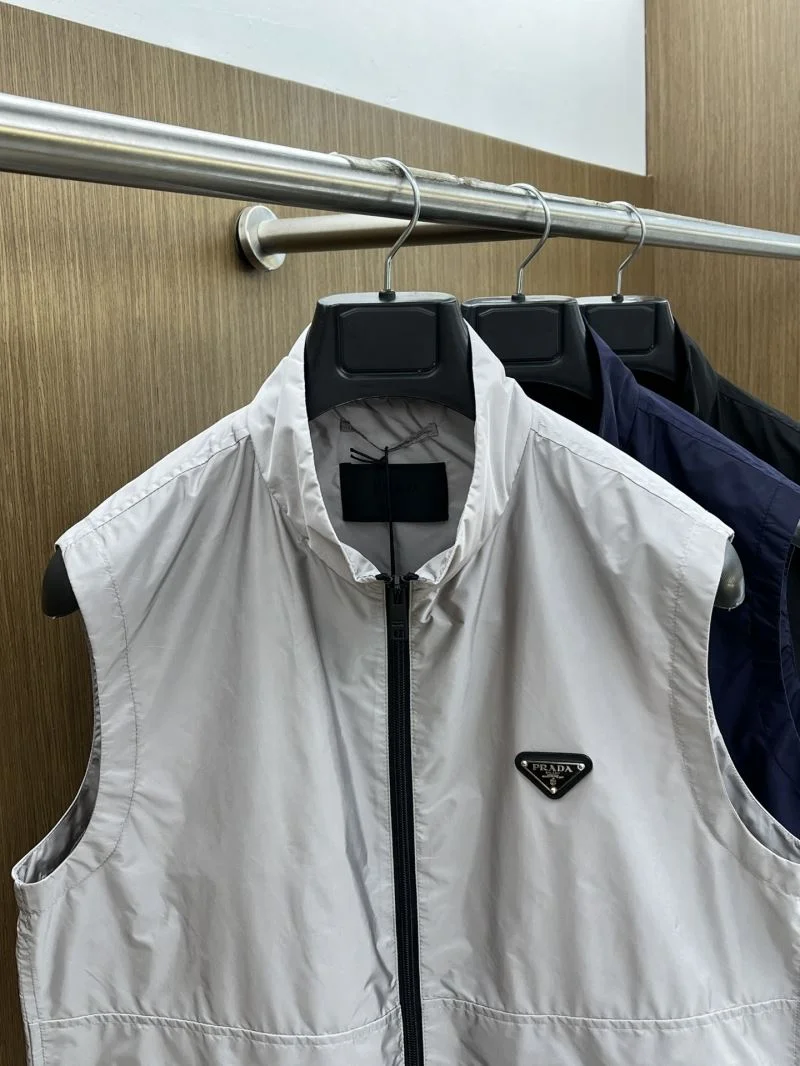 Supportive Prada Vest 167623