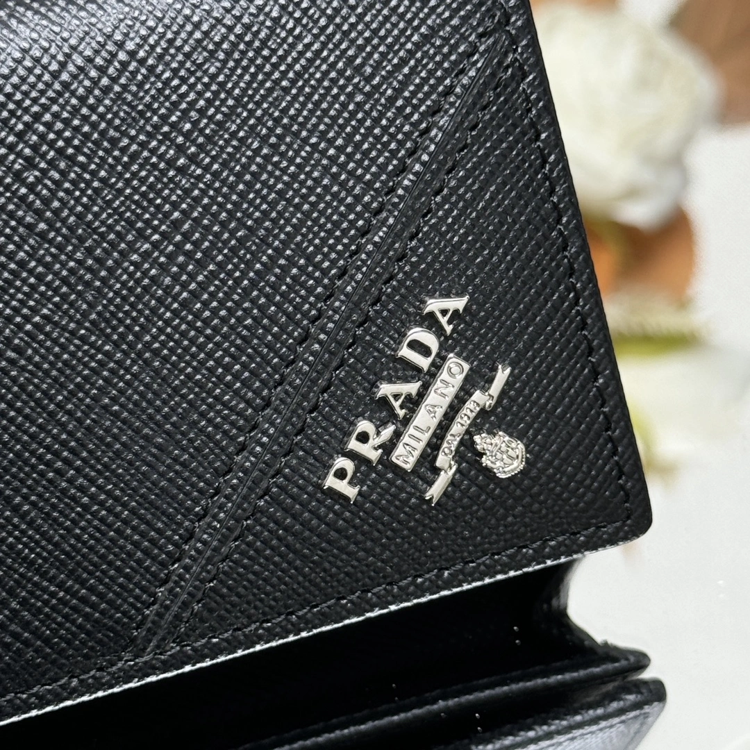 Flexible Prada Wallets Purse 71613
