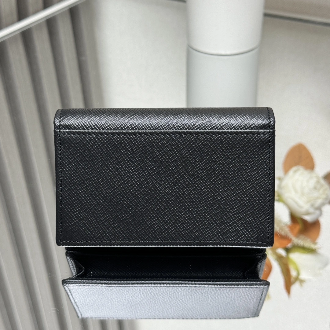 Flexible Prada Wallets Purse 71613