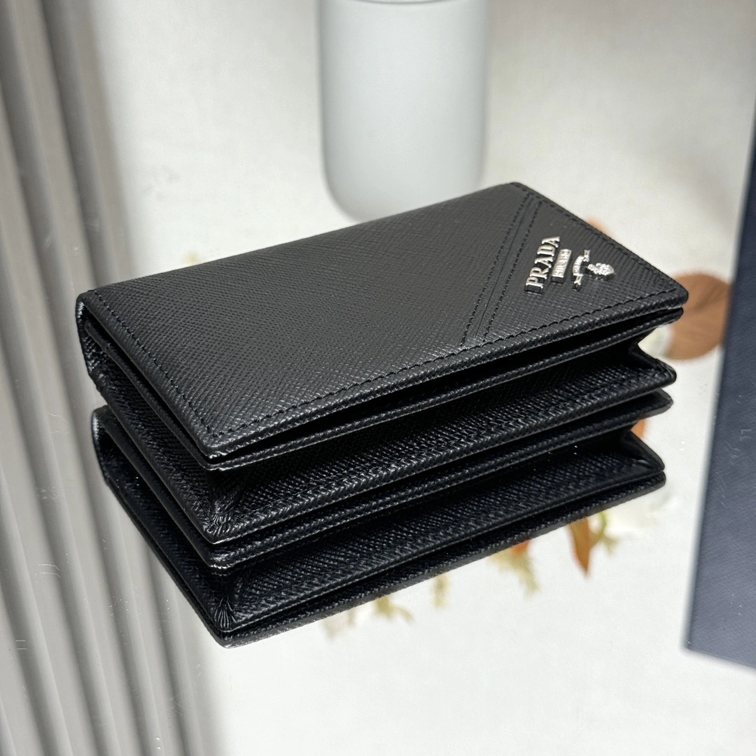 Flexible Prada Wallets Purse 71613