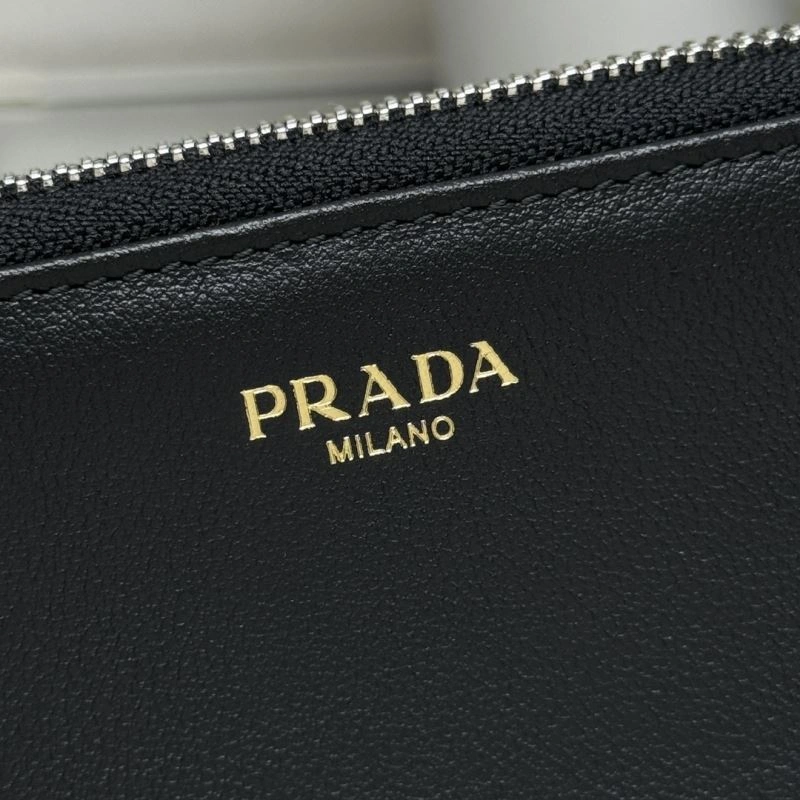 Prada Wallets Purse Comfortable 60748