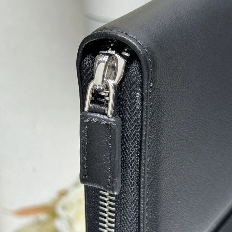 Prada Wallets Purse Comfortable 60748