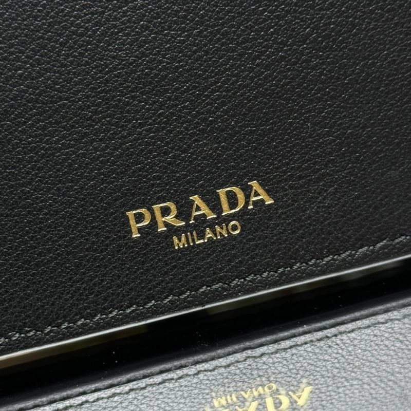 Prada Wallets Purse Youthful 60746