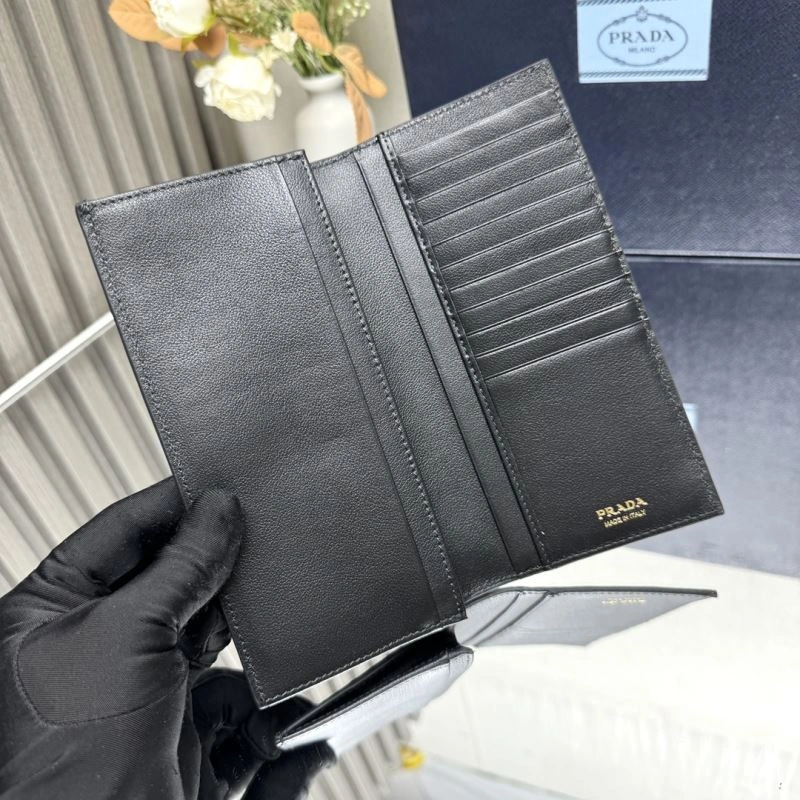 Prada Wallets Purse Youthful 60746