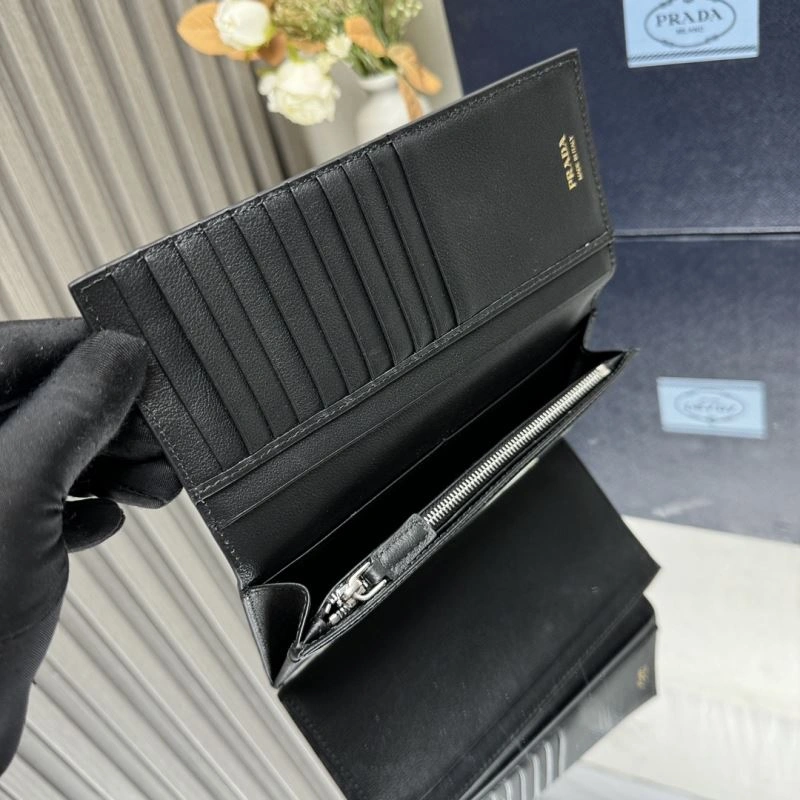 Prada Wallets Purse Youthful 60746