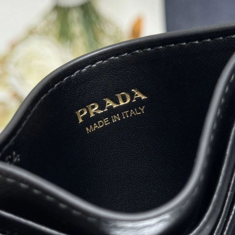 Prada Wallets Purse Practical 60742