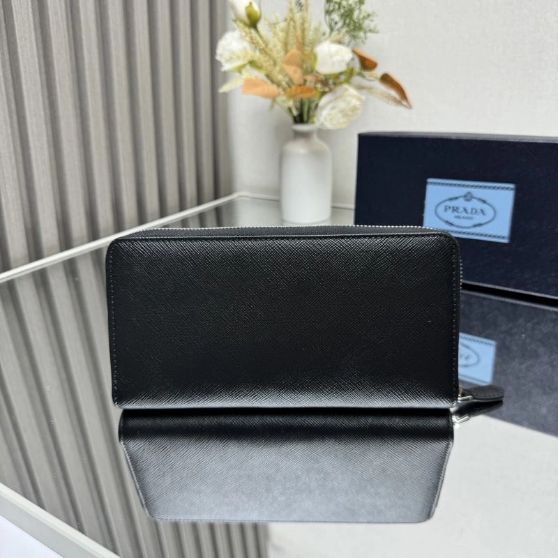 Prada Wallets Purse Comfortable 60737
