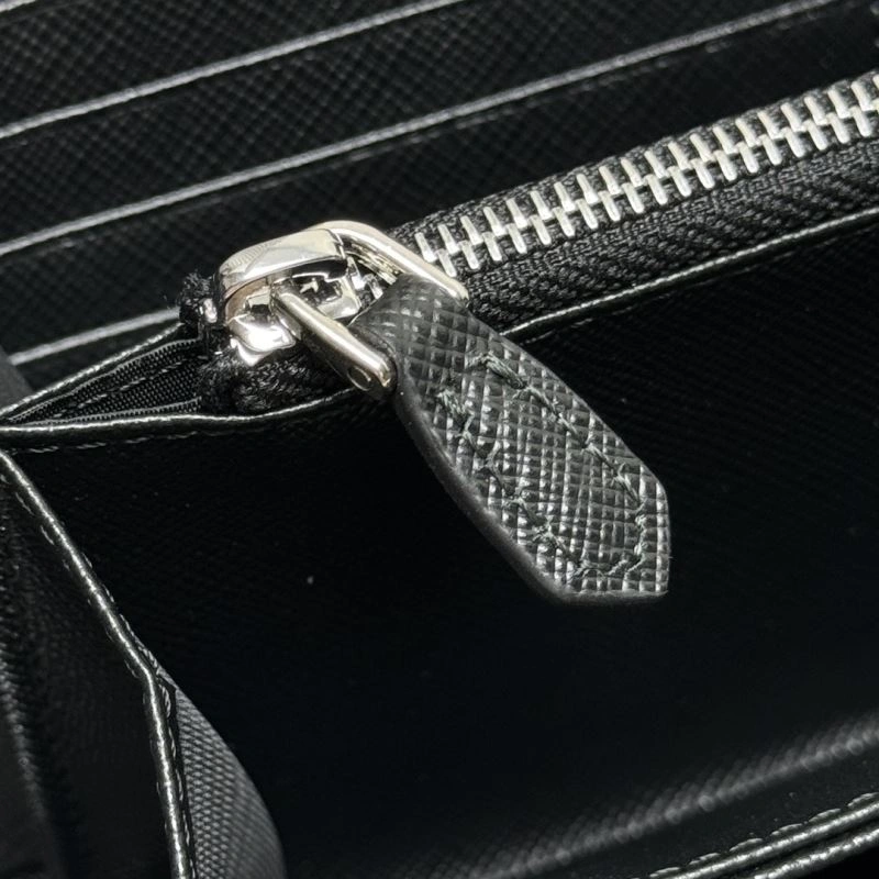 Prada Wallets Purse Comfortable 60737