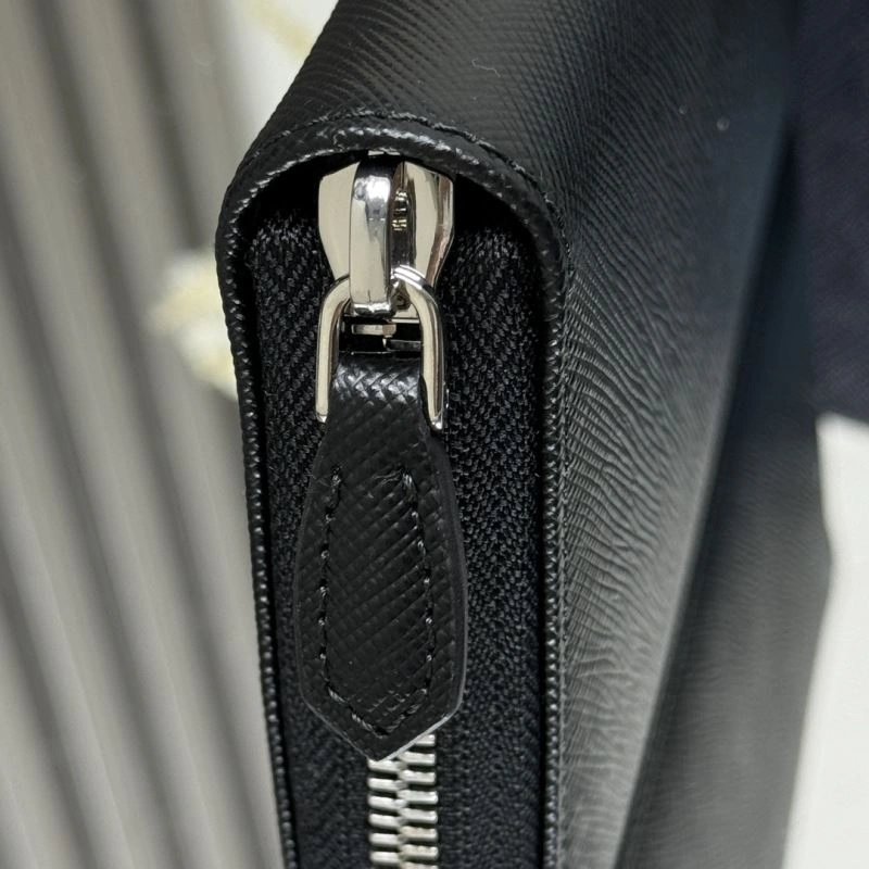 Prada Wallets Purse Comfortable 60737