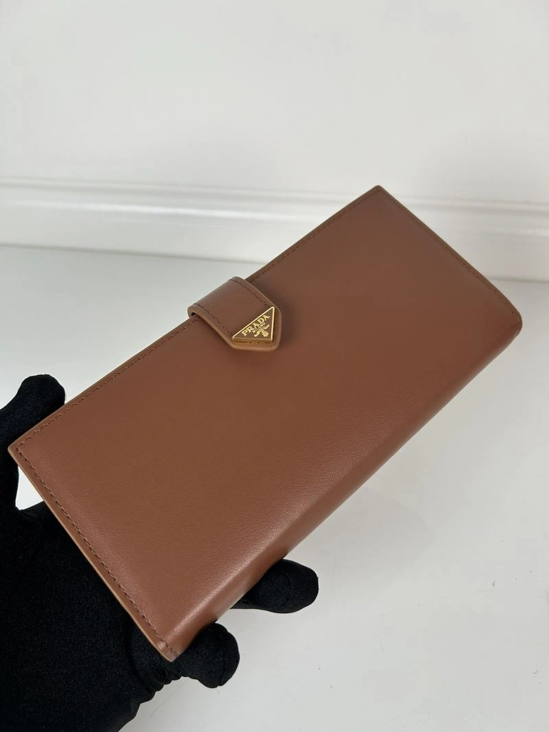 Prada Wallets Purse Durable 60733