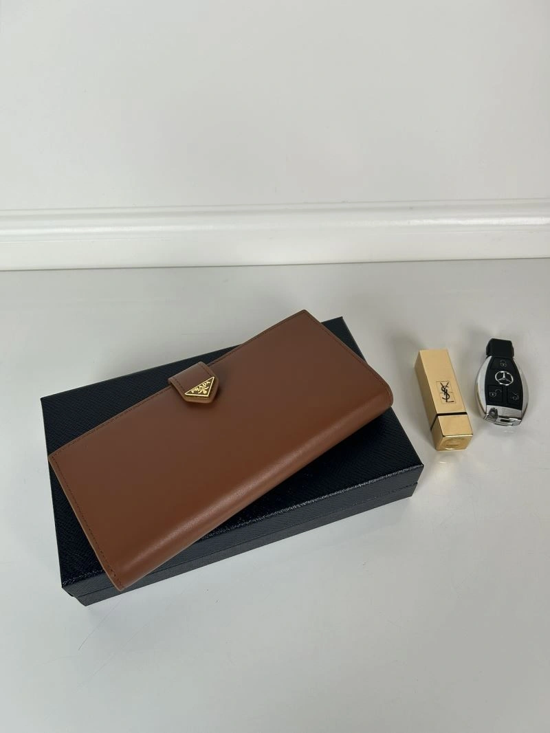 Prada Wallets Purse Durable 60733