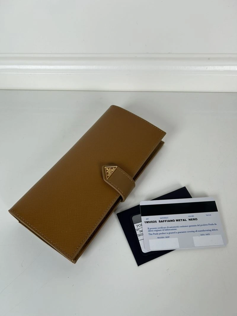 Resilient Prada Wallets Purse 60772