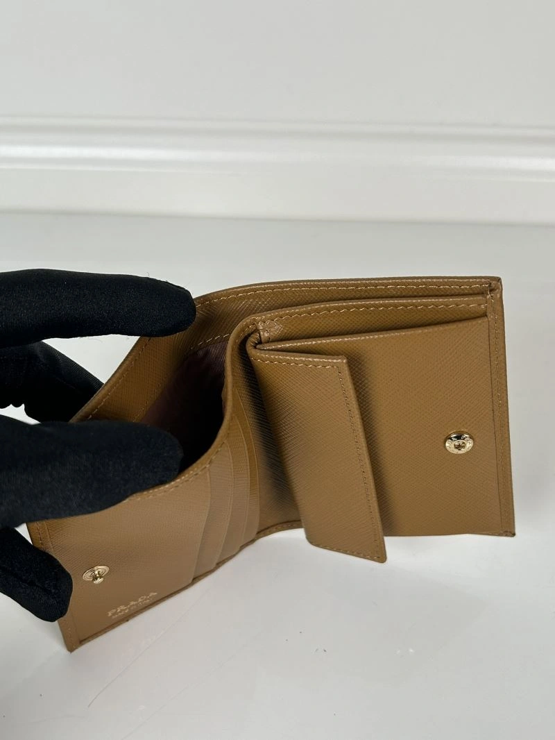 Prada Wallets Purse ComfortFit 60721