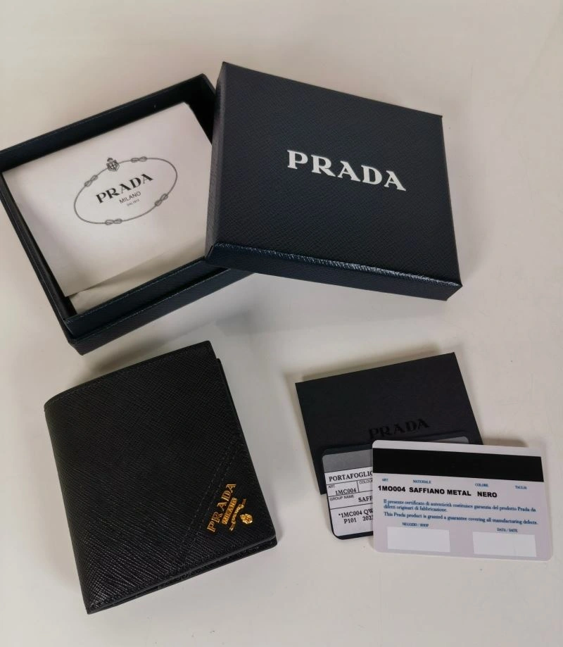 Prada Wallets Purse FreshLook 60758