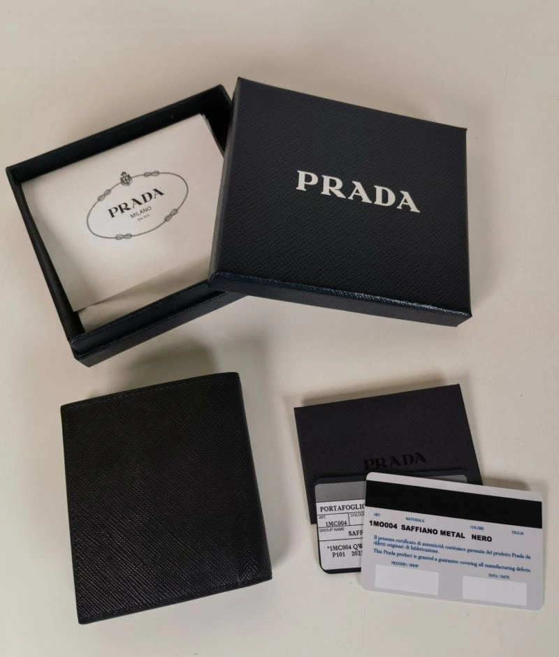 Prada Wallets Purse FreshLook 60758