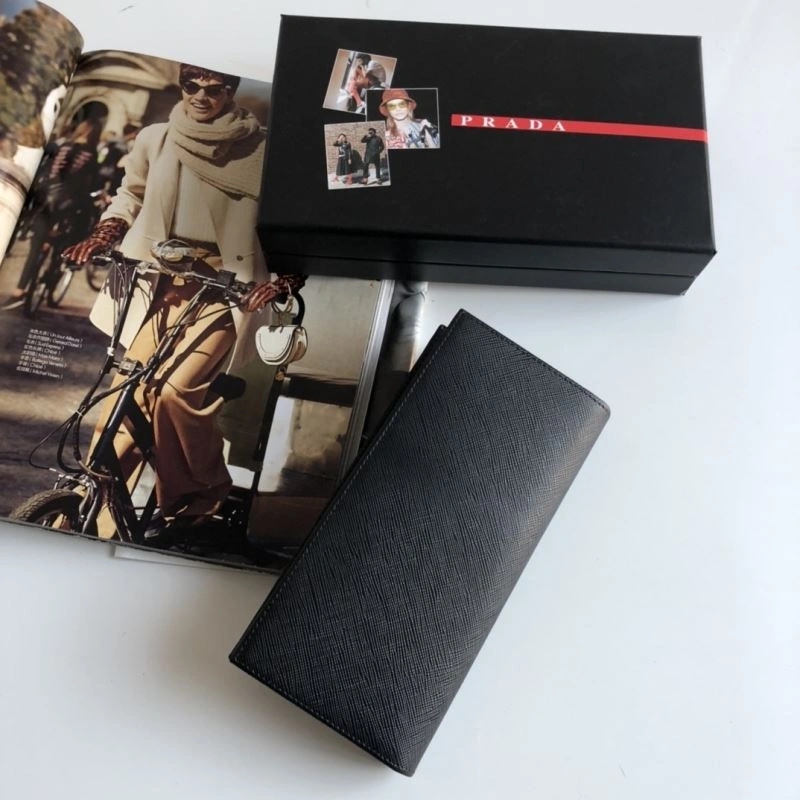 Compact Prada Wallets Purse 60712