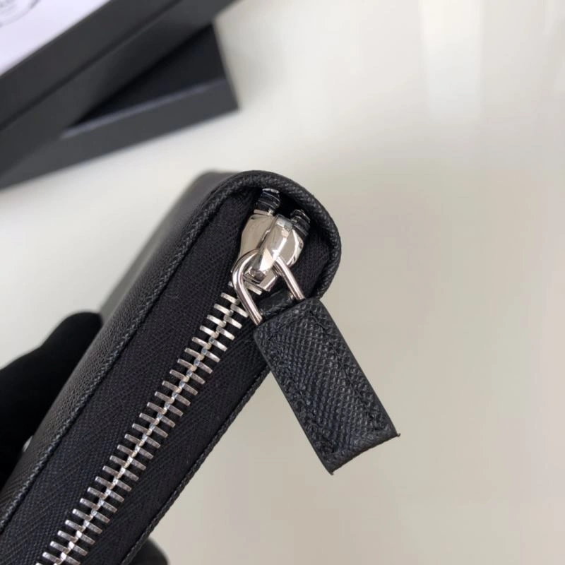 Prada Wallets Purse Neat 60707