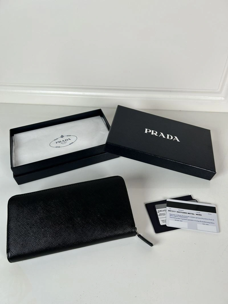 Prada Wallets Purse Contemporary 60735