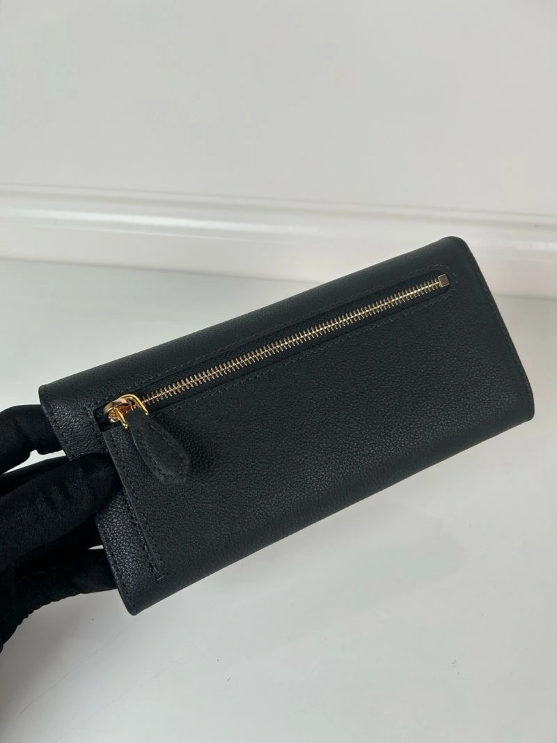 Prada Wallets Purse WaterResistant 60709