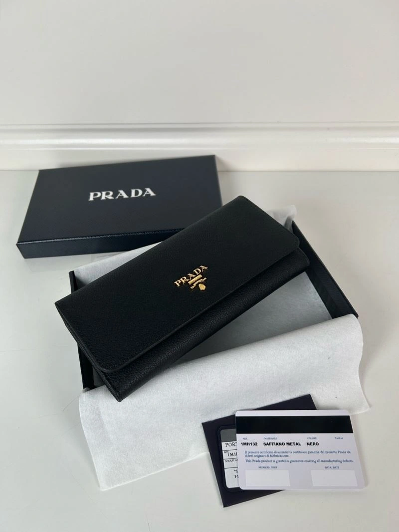 Prada Wallets Purse WaterResistant 60709