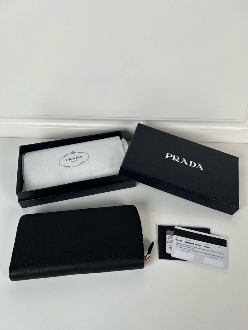 Prada Wallets Purse Cozy 60703