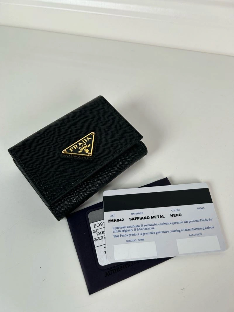 Prada Wallets Purse UrbanChic 60743