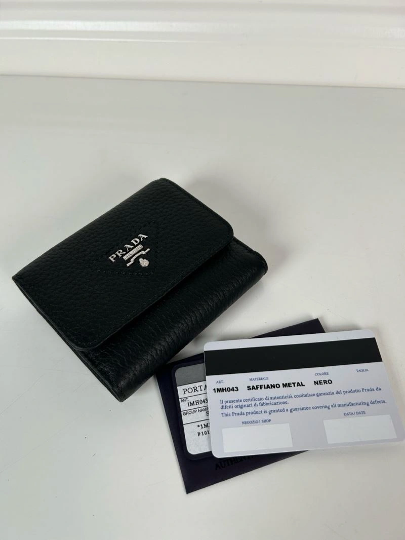 Prada Wallets Purse Attractive 60684