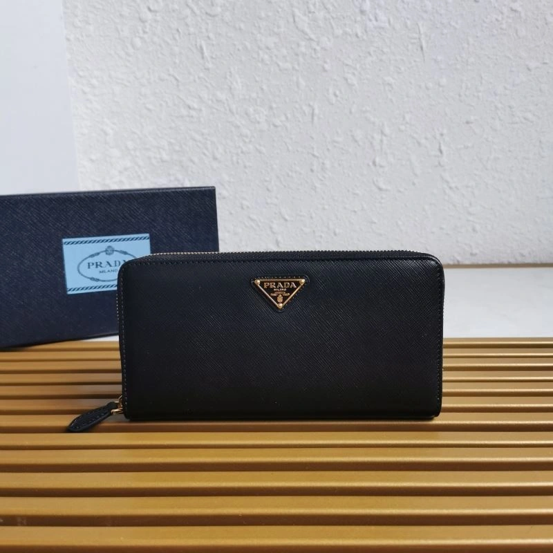 Prada Wallets Purse Stylish 60626