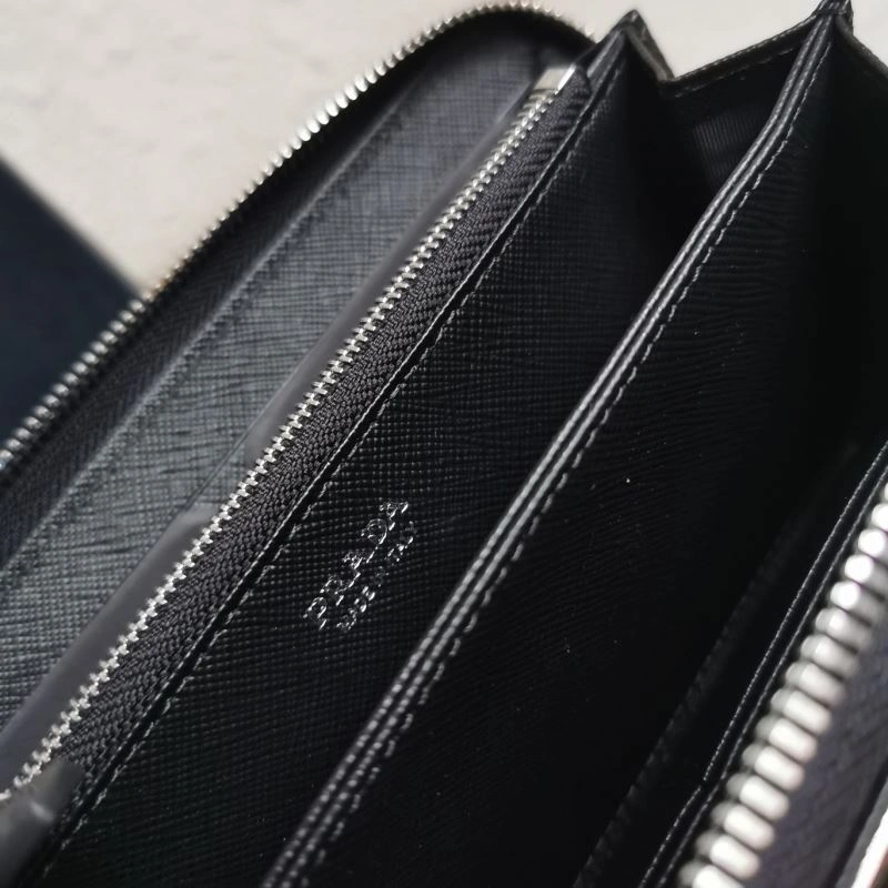Prada Wallets Purse Casual 60660
