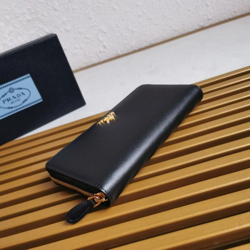 Prada Wallets Purse Trendsetting 60679