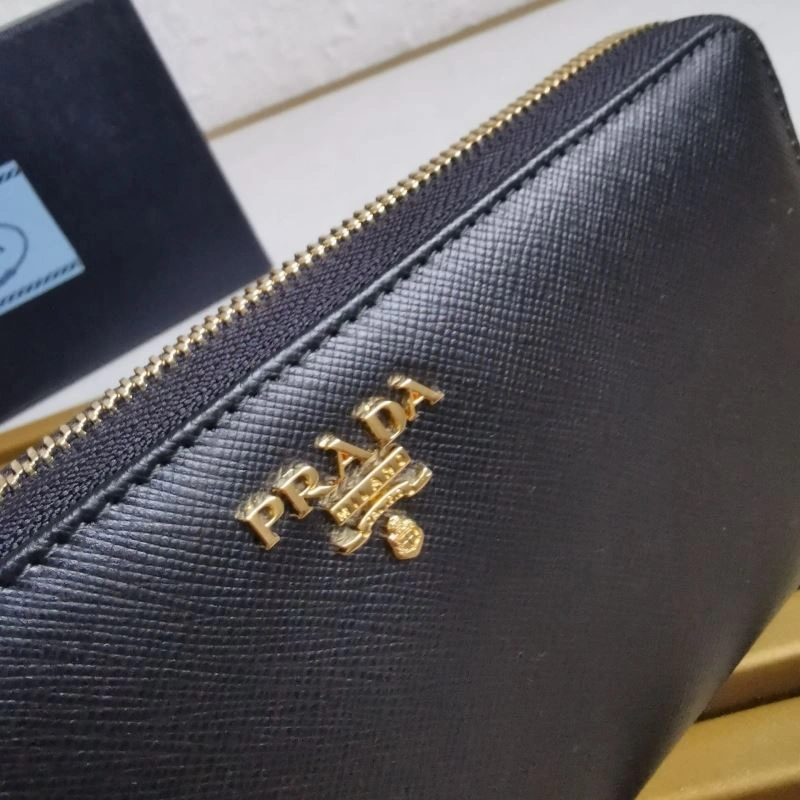 Prada Wallets Purse Trendsetting 60679