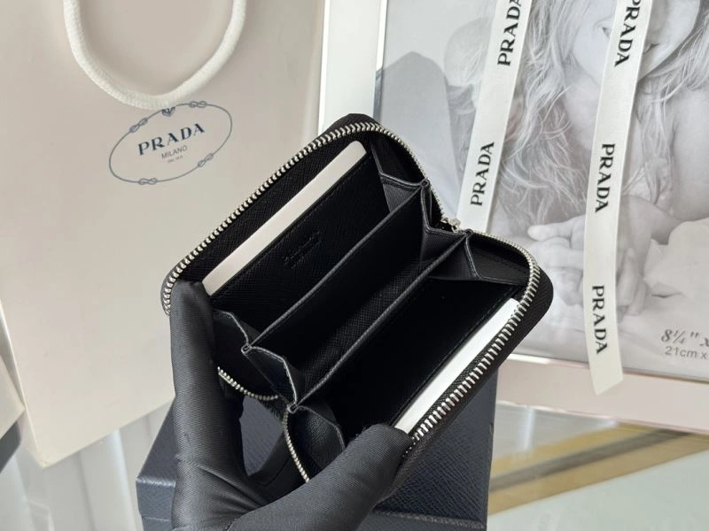 Prada Wallets Purse Attractive 65985