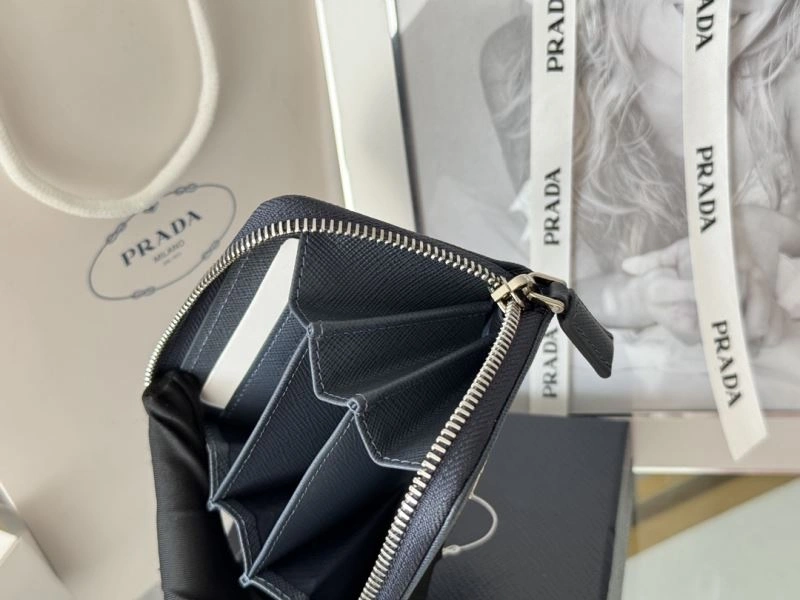 Neat Prada Wallets Purse 65987
