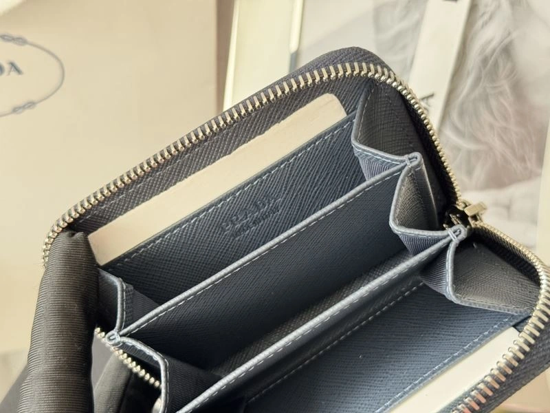 Compact Prada Wallets Purse 66012