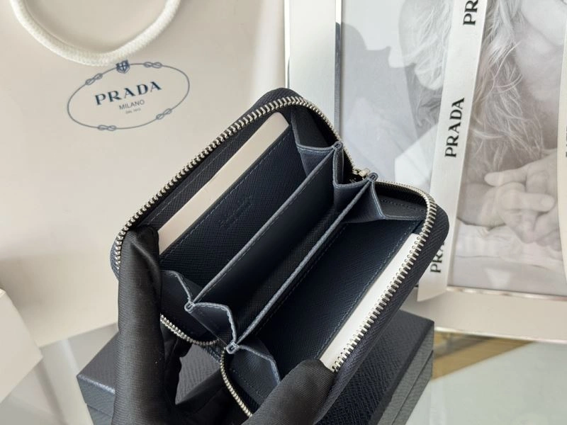 Prada Wallets Purse Practical 66016