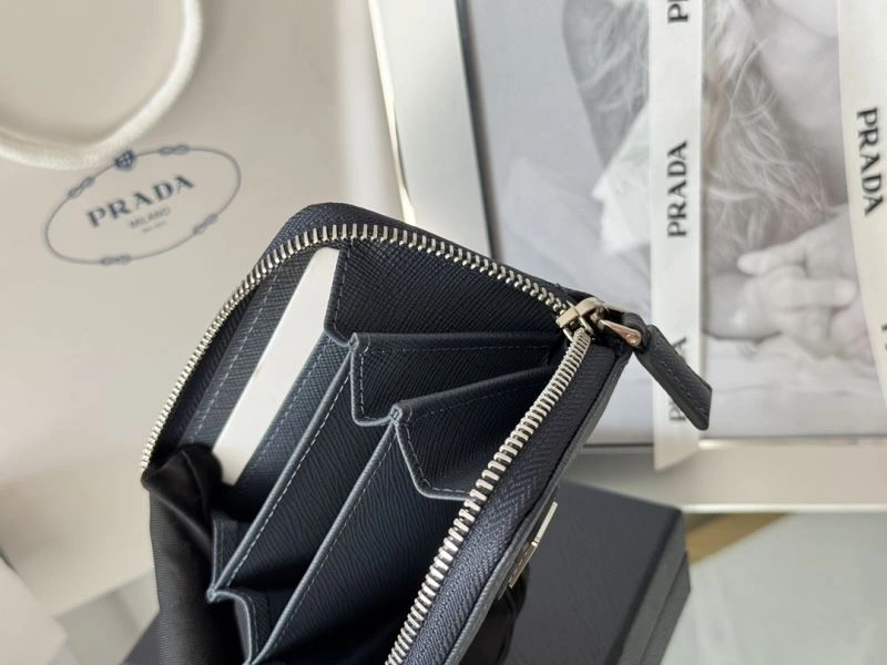 Prada Wallets Purse Practical 66016