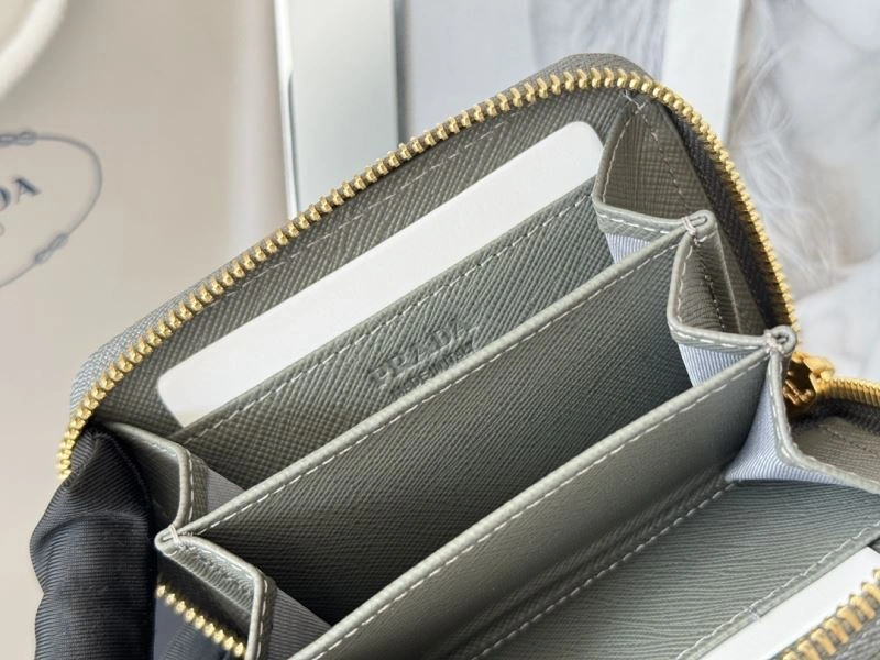 Prada Wallets Purse SmoothTexture 65981