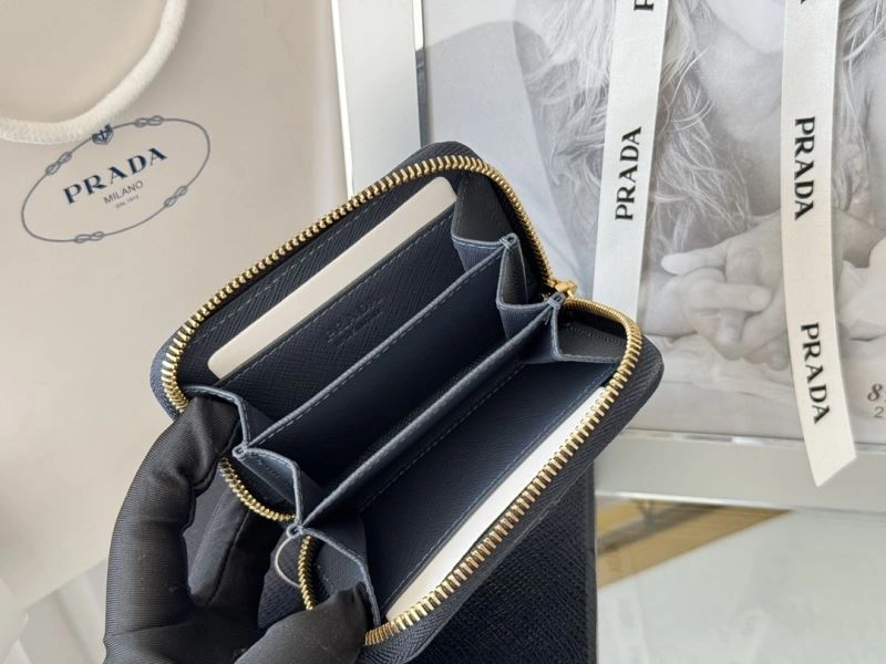 Prada Wallets Purse Trendy 65970
