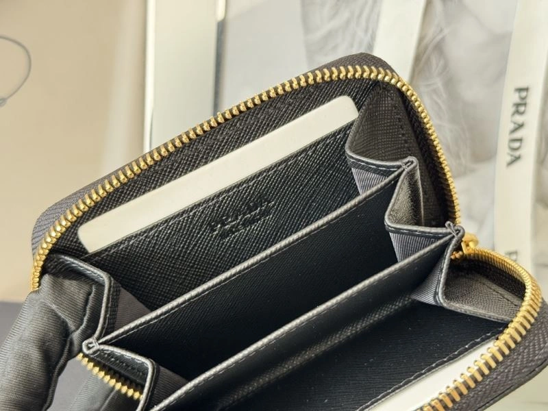 Prada Wallets Purse Lightweight 65969