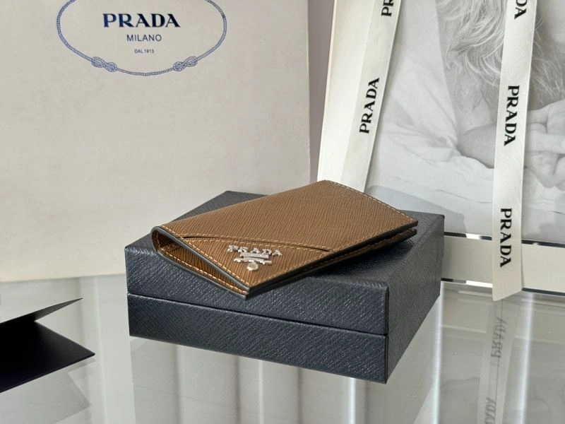 Prada Wallets Purse Practical 65973