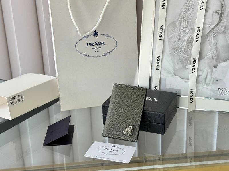 Prada Wallets Purse Attractive 65971