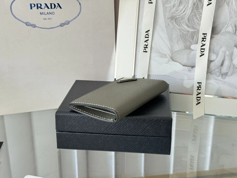 Prada Wallets Purse Attractive 65971