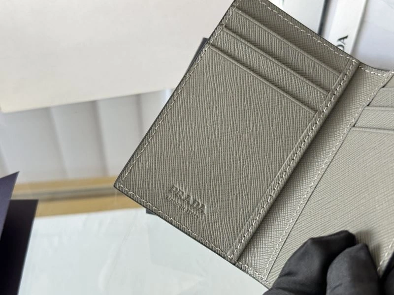 Prada Wallets Purse Attractive 65971