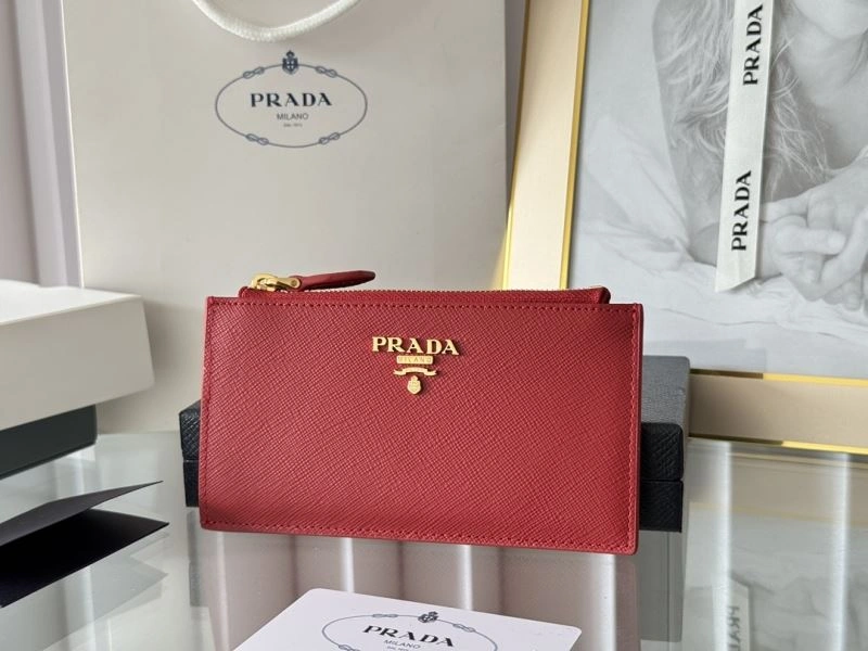 Prada Wallets Purse FashionForward 65964