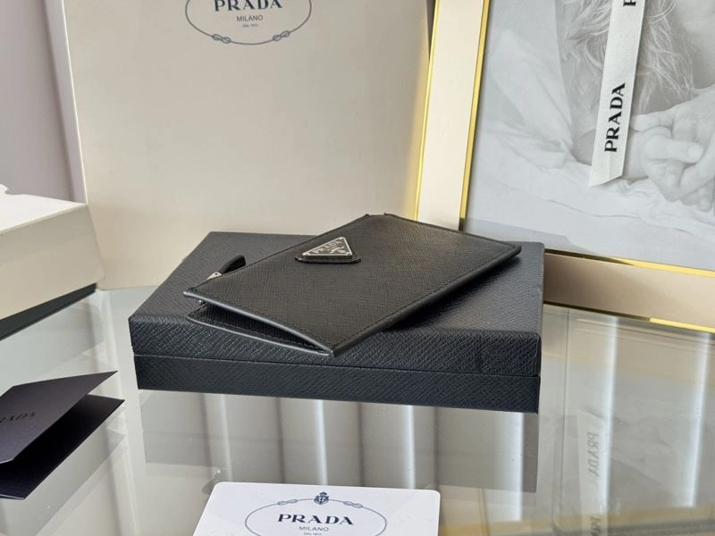 Prada Wallets Purse Resilient 65947