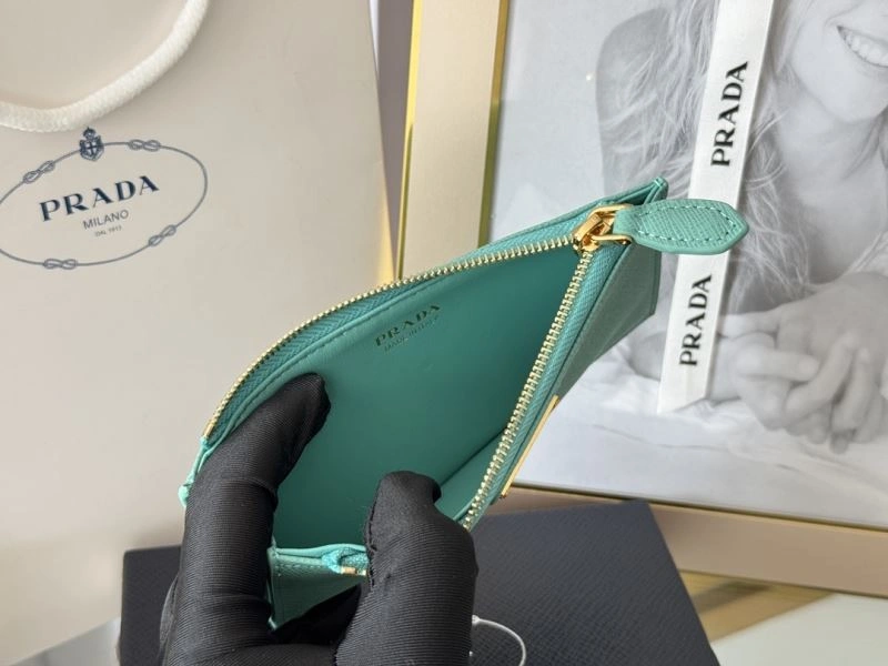 Prada Wallets Purse Casual 65980